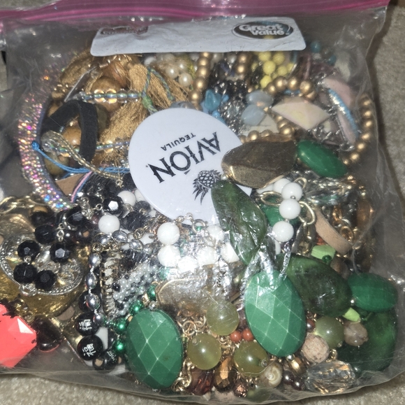 Craft Repair Jewelry Lot Broken Bead Vintage Modern Stone Wood Tangled Tarnished - Picture 6 of 7